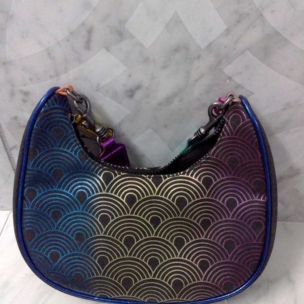 Kurt Geiger Southbank Small Hobo Crossbody - Picture 3 of 7